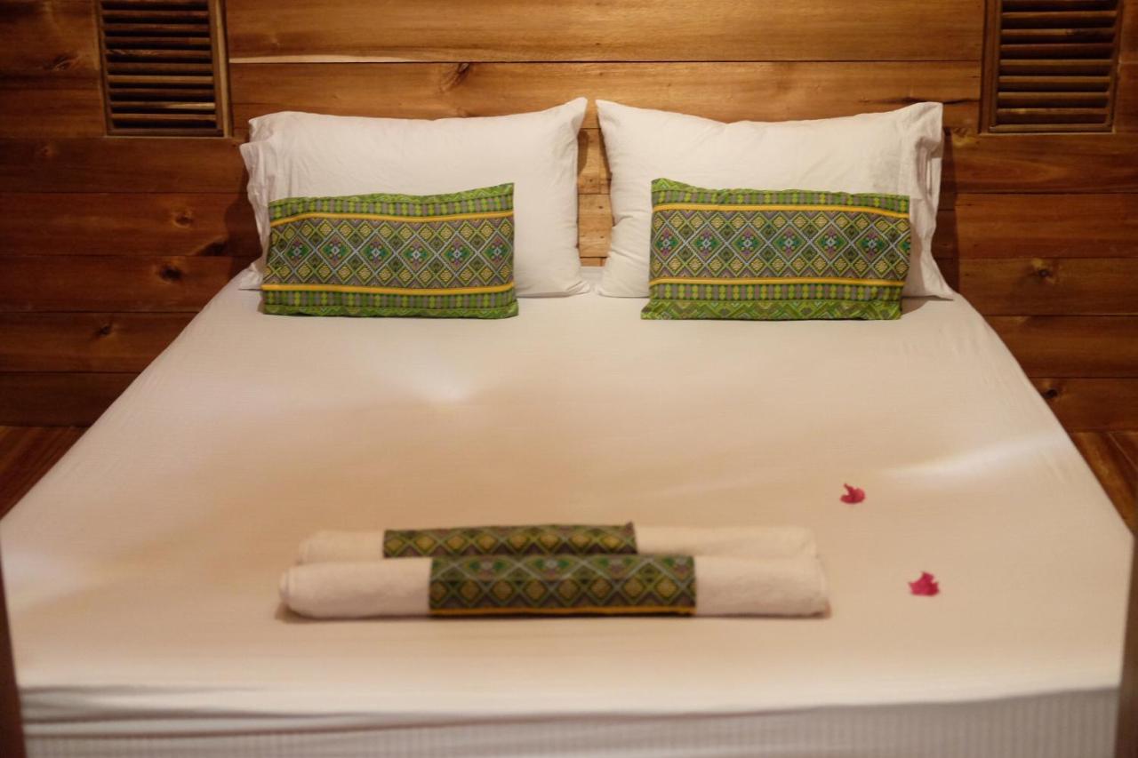 Palayan Paradise Huts San Vicente  Ngoại thất bức ảnh